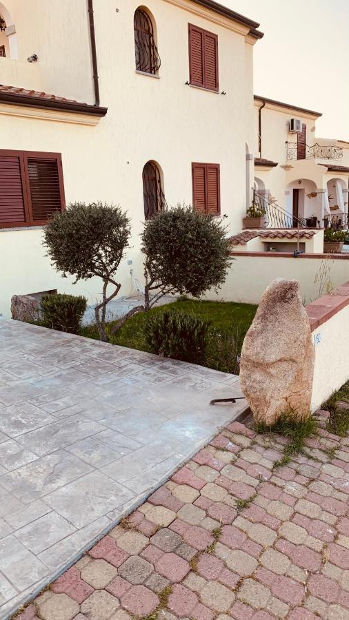 Casa Vacanza Tanaunella Villa Budoni Luaran gambar